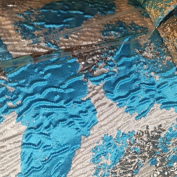 Blue and Gold crinkle one sleeve evening/cocktail midi gown - Picture 11 of 16